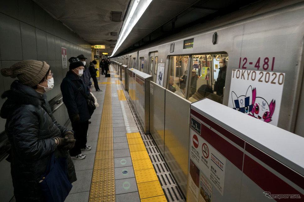 都営地下鉄大江戸線、都庁前駅(2月26日)《Photo by Tomohiro Ohsumi/Getty Images News/ゲッティイメージズ》