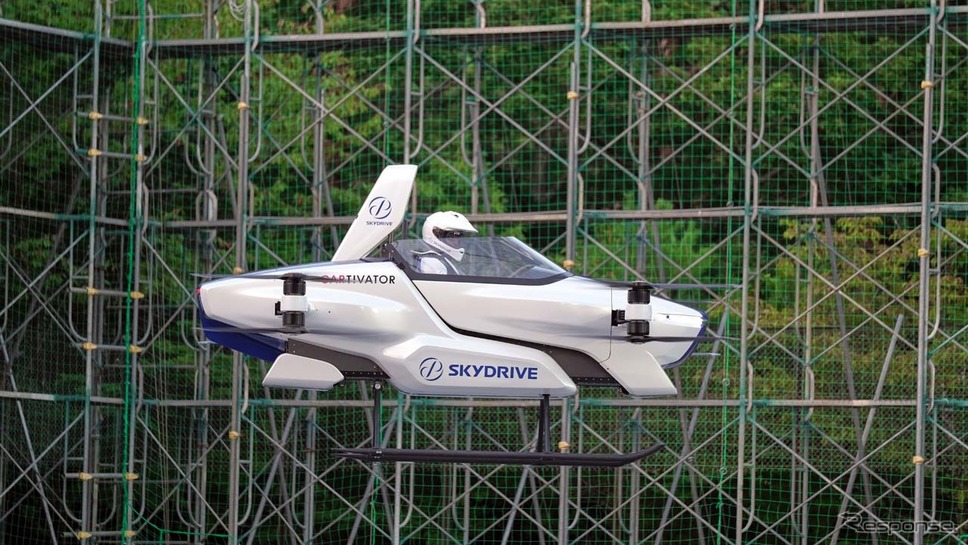 日本のベンチャー「スカイドライブ」は昨年8月に有人飛行試験を成功させた