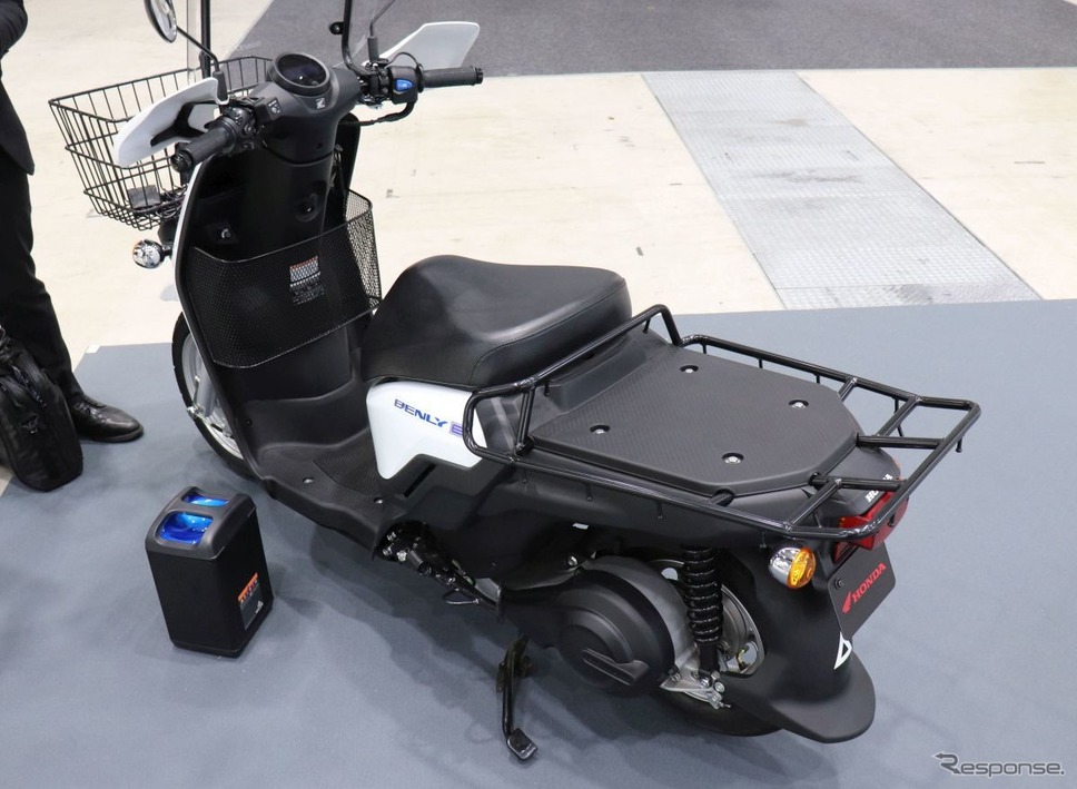 荷台は素の状態。《写真撮影 中尾真二》