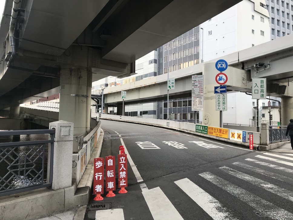 呉服橋入口《写真撮影 高木啓》