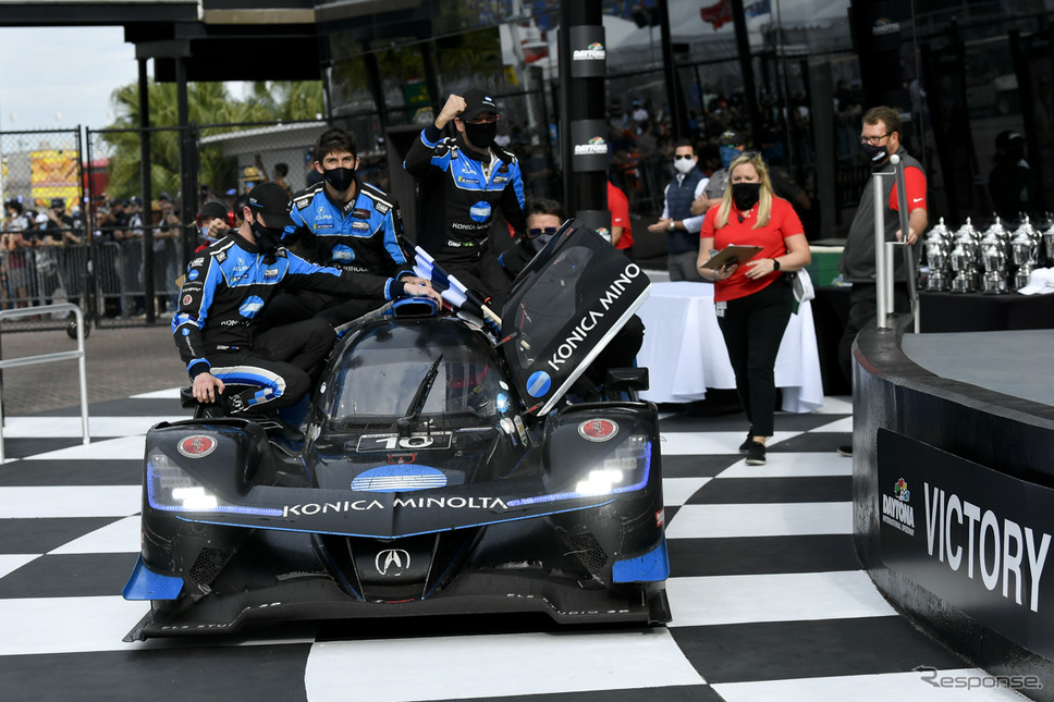 デイトナ24時間レース:アキュラDPi 10号車チーム《photo by Honda》