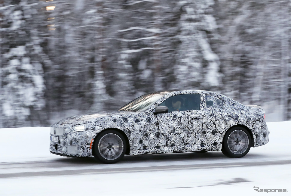 BMW 2シリーズクーペ「M245i」プロトタイプ(スクープ写真)《APOLLO NEWS SERVICE》