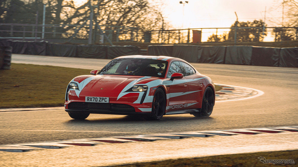 ポルシェ・タイカン の1000km耐久走行チャレンジ《photo by Porsche》