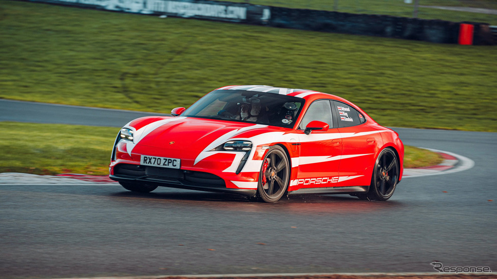 ポルシェ・タイカン の1000km耐久走行チャレンジ《photo by Porsche》