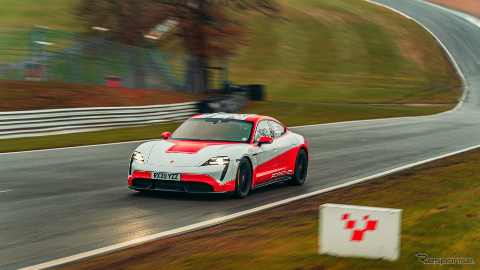 ポルシェ・タイカン の1000km耐久走行チャレンジ《photo by Porsche》