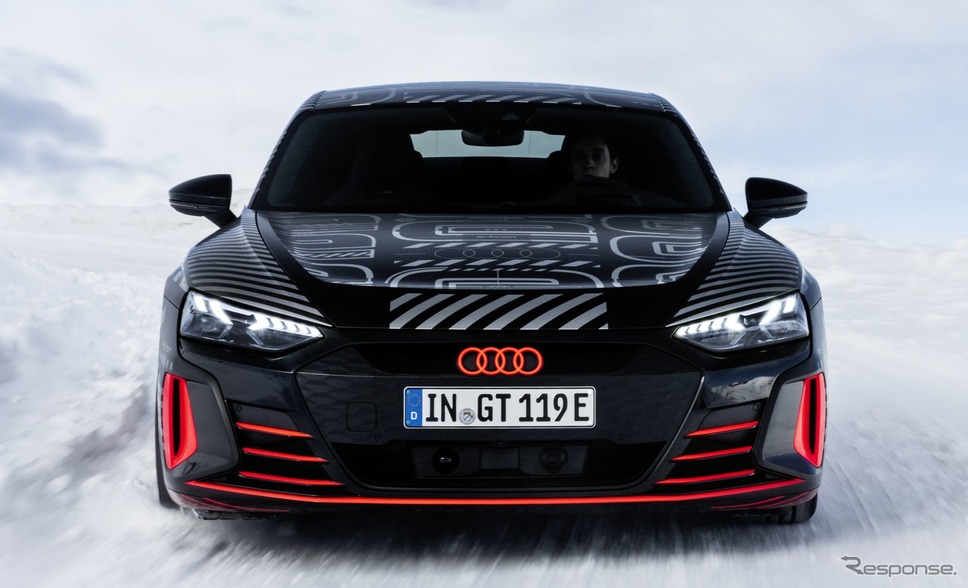 アウディ e-tron GT のプロトタイプ《photo by Audi》