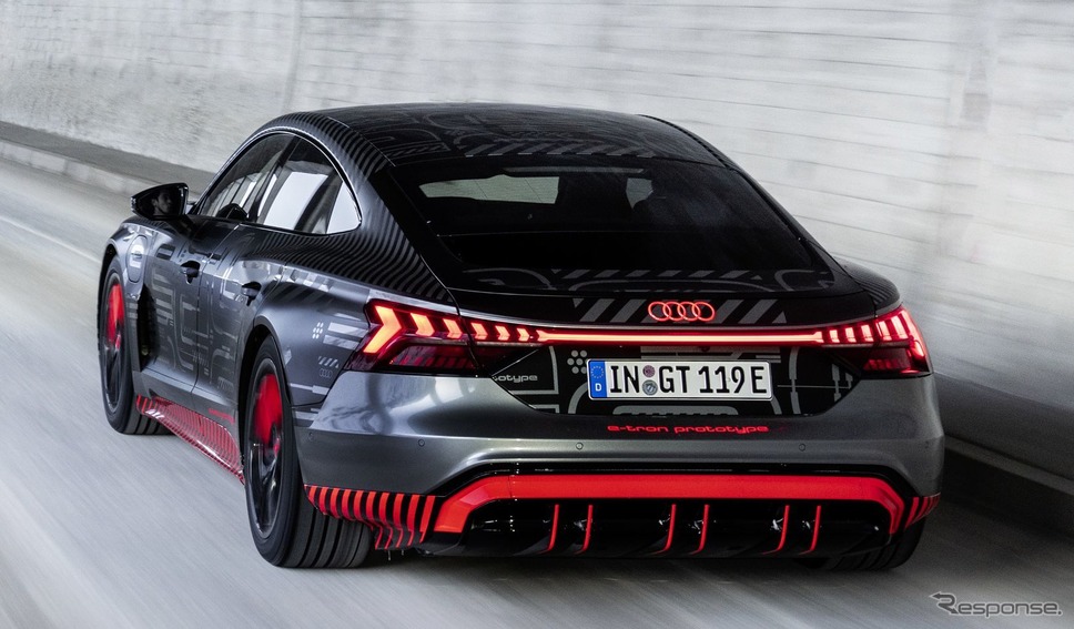 アウディ e-tron GT のプロトタイプ《photo by Audi》