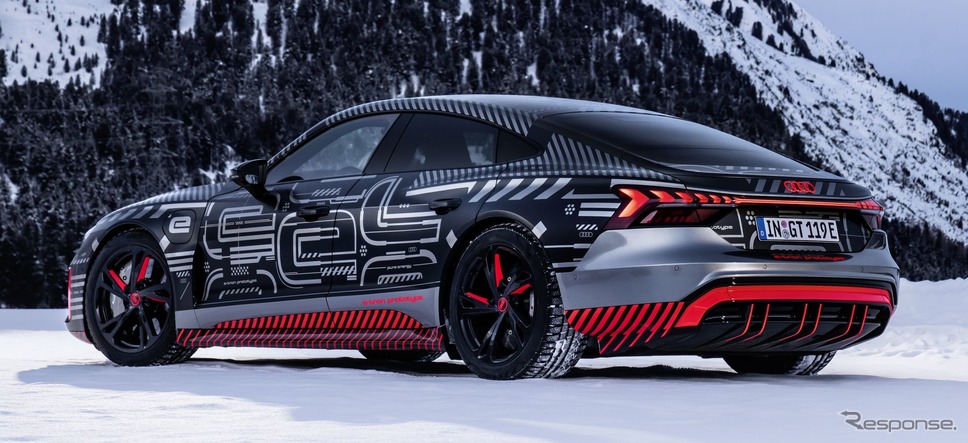 アウディ e-tron GT のプロトタイプ《photo by Audi》