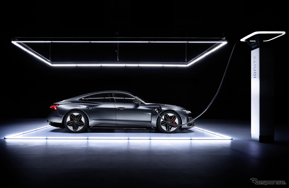 アウディ e-tron GT《Photo by Audi》