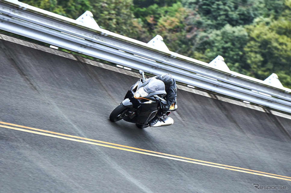 スズキ・ハヤブサ新型《photo by Suzuki》