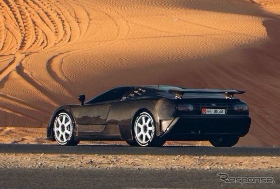 ブガッティ EB110《photo by Bugatti》