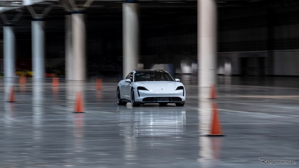 ポルシェ・タイカン のギネスチャレンジ《photo by Porsche》