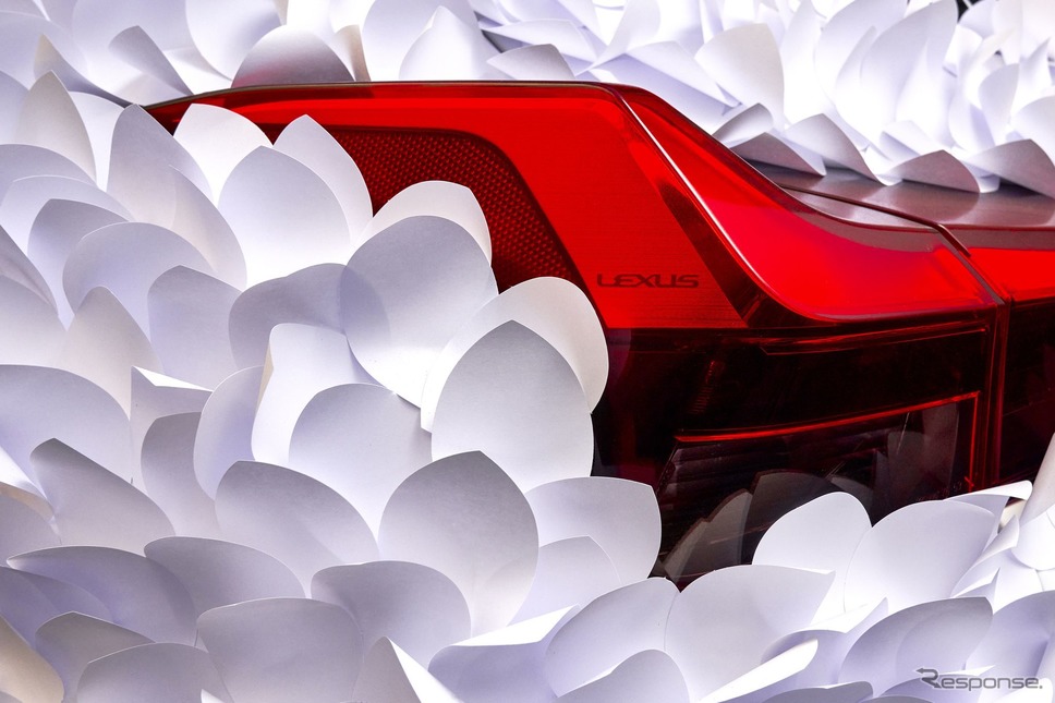 レクサス UX のアートカー《photo by Lexus》