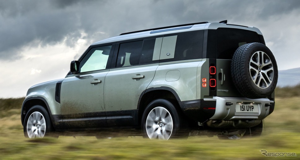 ランドローバー・ディフェンダー 新型のPHV「P400e」《photo by Land Rover》