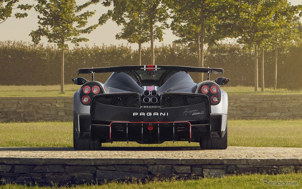 パガーニ ウアイラ・ロードスターBC《写真提供 Pagani Automobili S.P.A.》