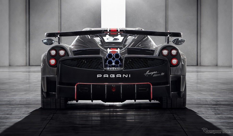 パガーニ ウアイラ・ロードスターBC《写真提供 Pagani Automobili S.P.A.》
