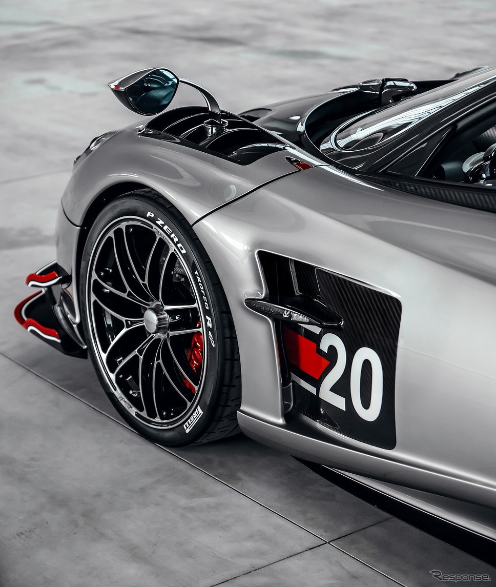 パガーニ ウアイラ・ロードスターBC《写真提供 Pagani Automobili S.P.A.》