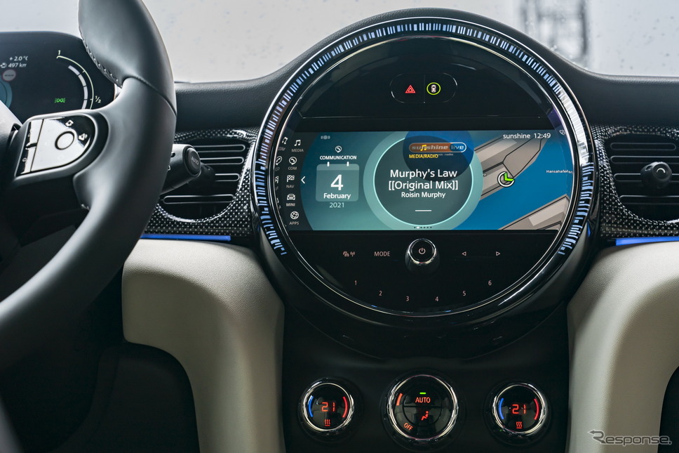 MINI ハッチバック 5ドア 改良新型《photo by MINI》