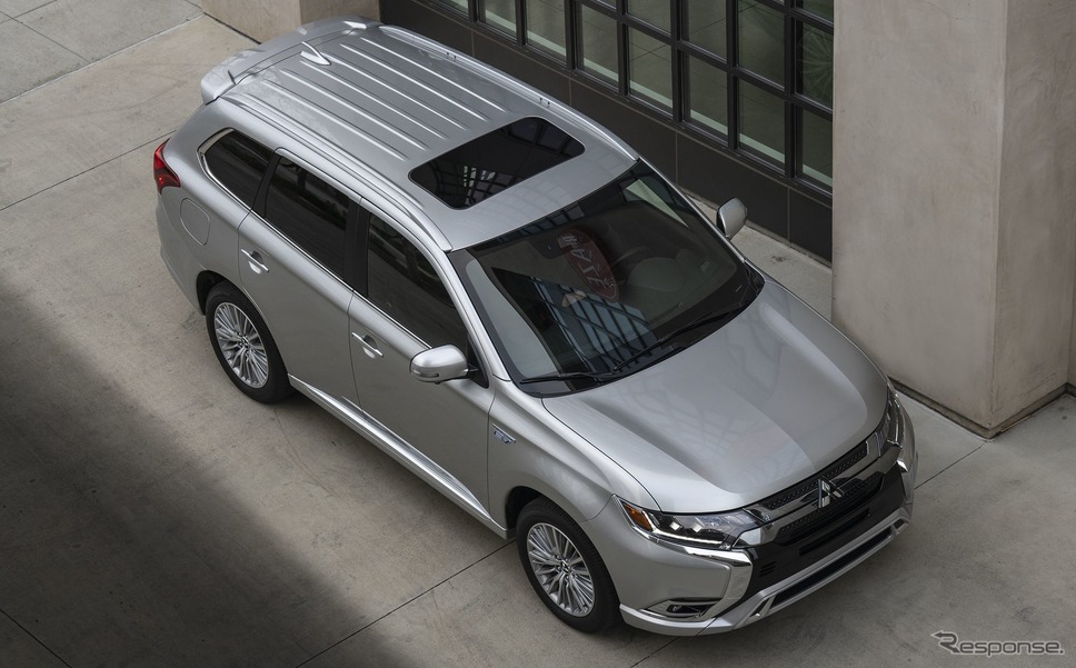 三菱 アウトランダー PHEV の2021年モデル(米国仕様)《photo by Mitsubishi Motors》