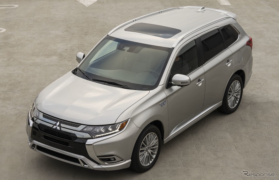 三菱 アウトランダー PHEV の2021年モデル(米国仕様)《photo by Mitsubishi Motors》