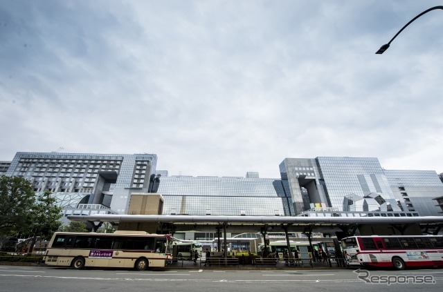 京都駅《写真提供 写真AC》