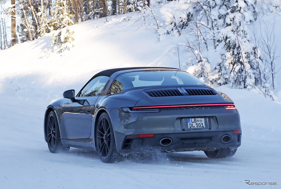 ポルシェ 911 タルガ GTS 市販型プロトタイプ(スクープ写真)《APOLLO NEWS SERVICE》