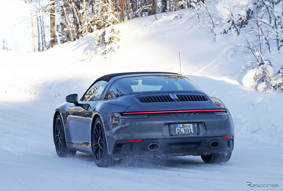 ポルシェ 911 タルガ GTS 市販型プロトタイプ(スクープ写真)《APOLLO NEWS SERVICE》