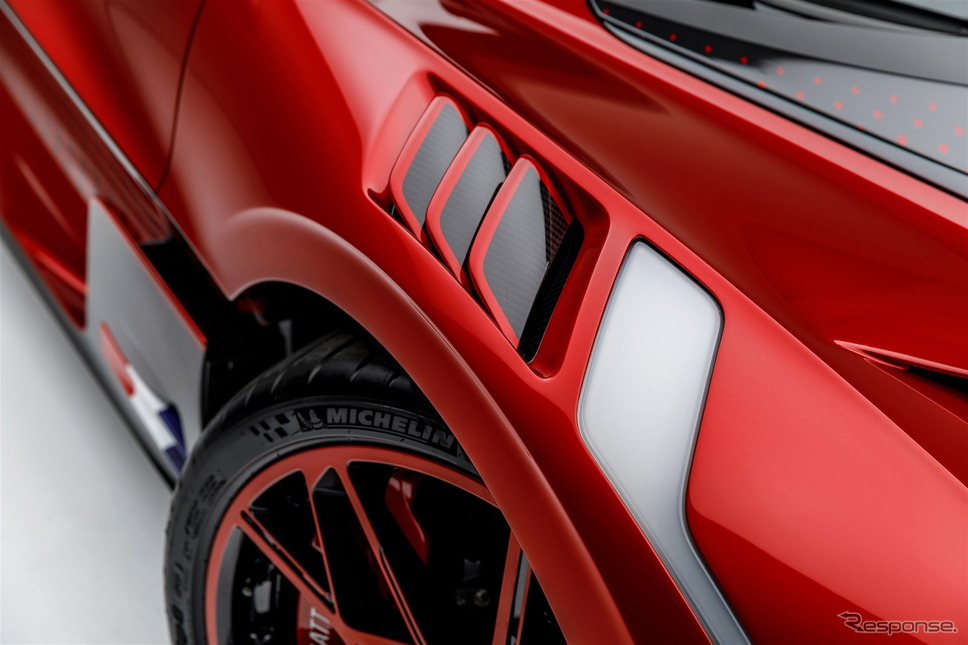 ブガッティ・ディーヴォ・レディバグ《photo by Bugatti》
