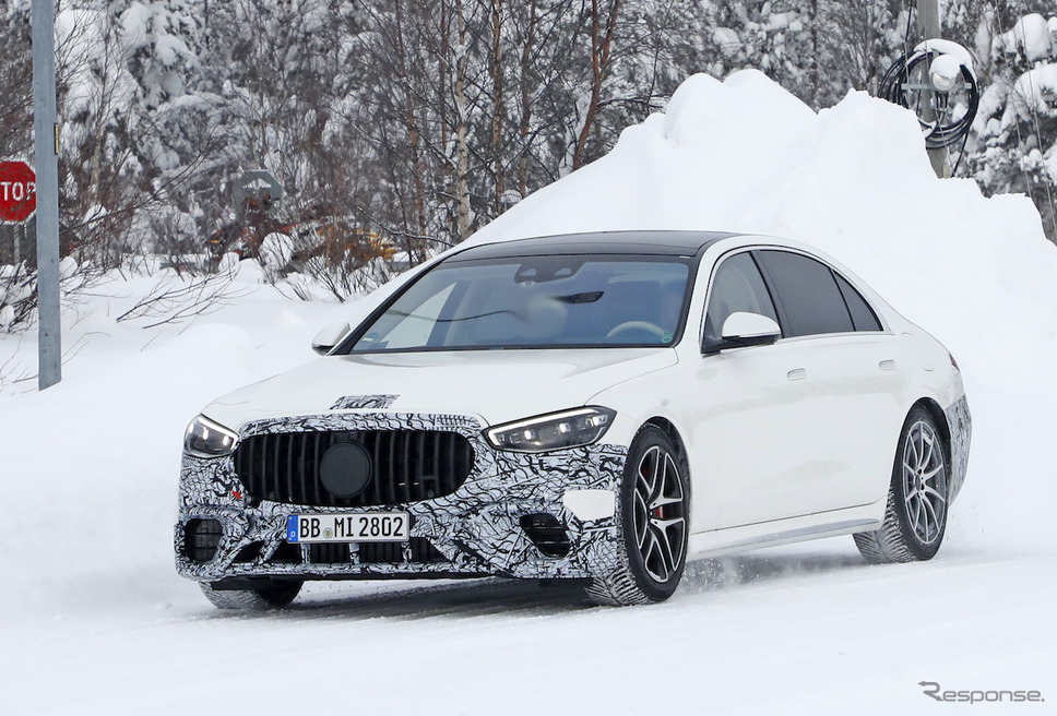メルセデス AMG S63e プロトタイプ(スクープ写真)《APOLLO NEWS SERVICE》