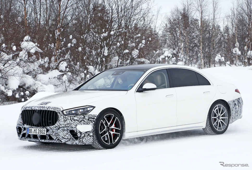 メルセデス AMG S63e プロトタイプ(スクープ写真)《APOLLO NEWS SERVICE》