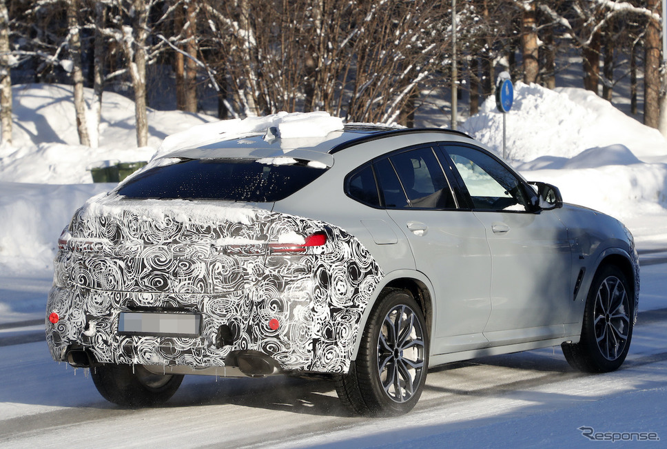 BMW X4 改良新型プロトタイプ(スクープ写真)《APOLLO NEWS SERVICE》