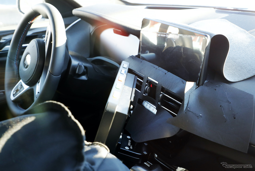 BMW X4 改良新型プロトタイプ(スクープ写真)《APOLLO NEWS SERVICE》