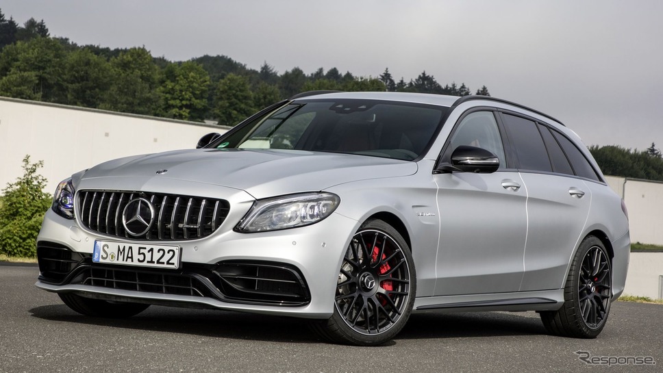 メルセデスAMG CクラスワゴンがF1メディカルカーに…最強510馬力ツインターボの「63S」 - e燃費