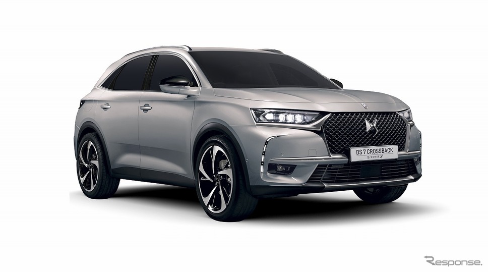 DS 7クロスバック E-TENSE 4×4《写真提供 グループPSAジャパン》