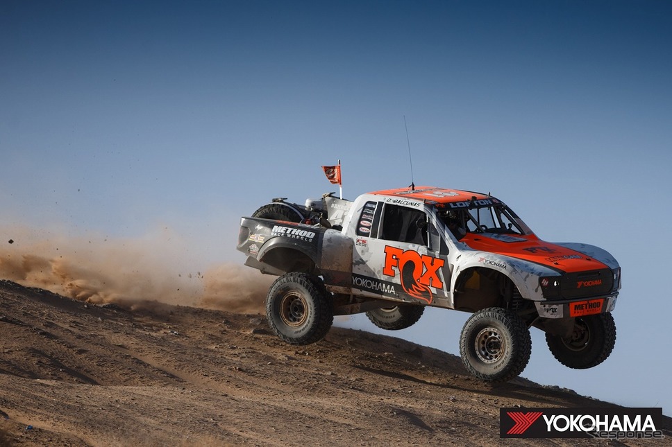 BlueWater Desert Challengeで総合優勝したJustin Lofton選手の参戦車両（2020年）《写真提供 横浜ゴム》