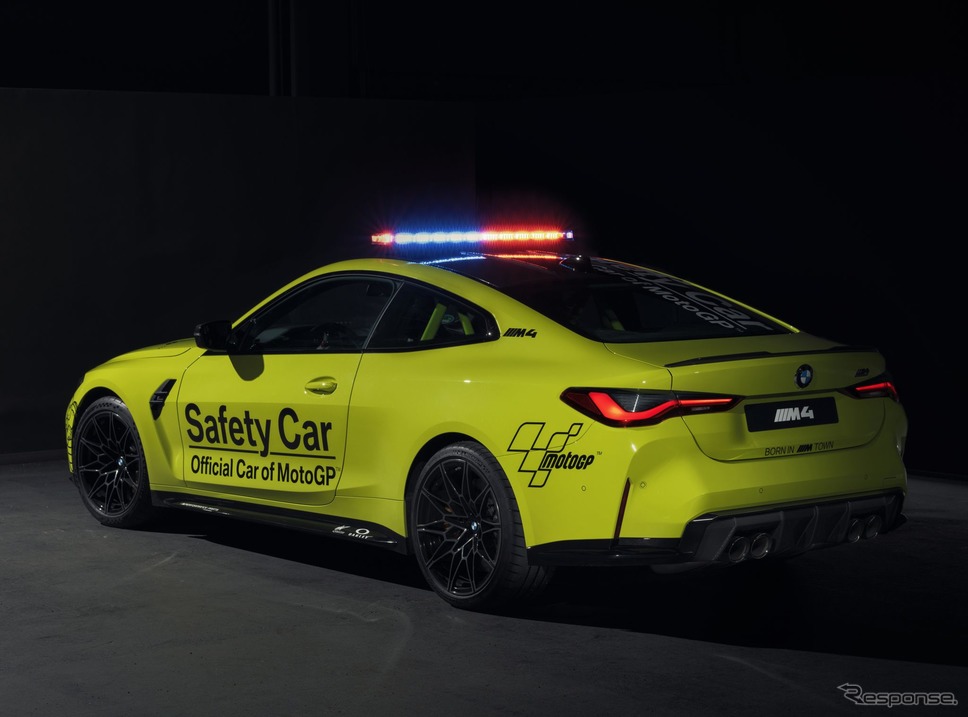 BMW M4 クーペ 新型のMotoGPセーフティカー《photo by BMW》