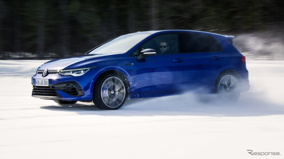 フォルクスワーゲン・ゴルフ R 新型《photo by VW》