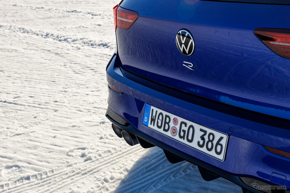 フォルクスワーゲン・ゴルフ R 新型《photo by VW》