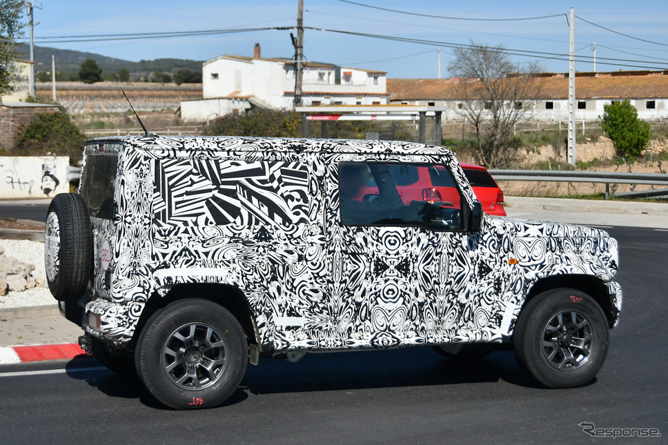 スズキ ジムニー ロングバージョン開発車両(スクープ写真)《APOLLO NEWS SERVICE》