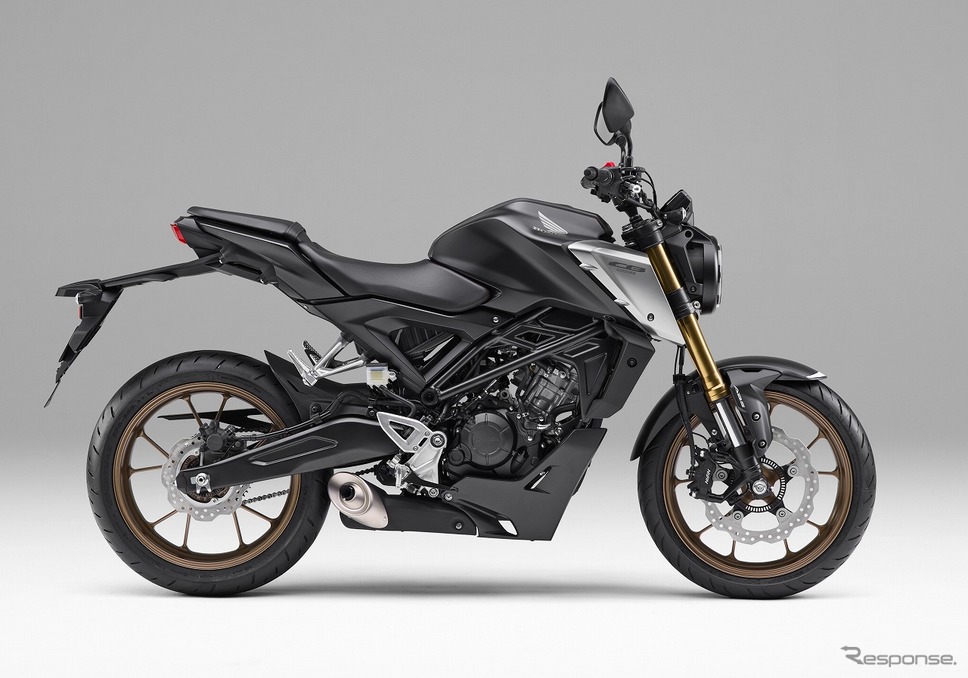 ホンダ CB125R(マットガンパウダーブラックメタリック)《写真提供 本田技研工業》