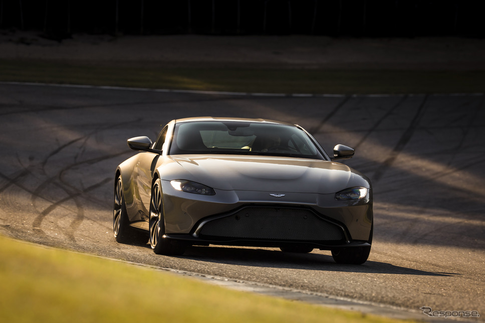 アストンマーティン・ヴァンテージ《photo by Aston Martin》