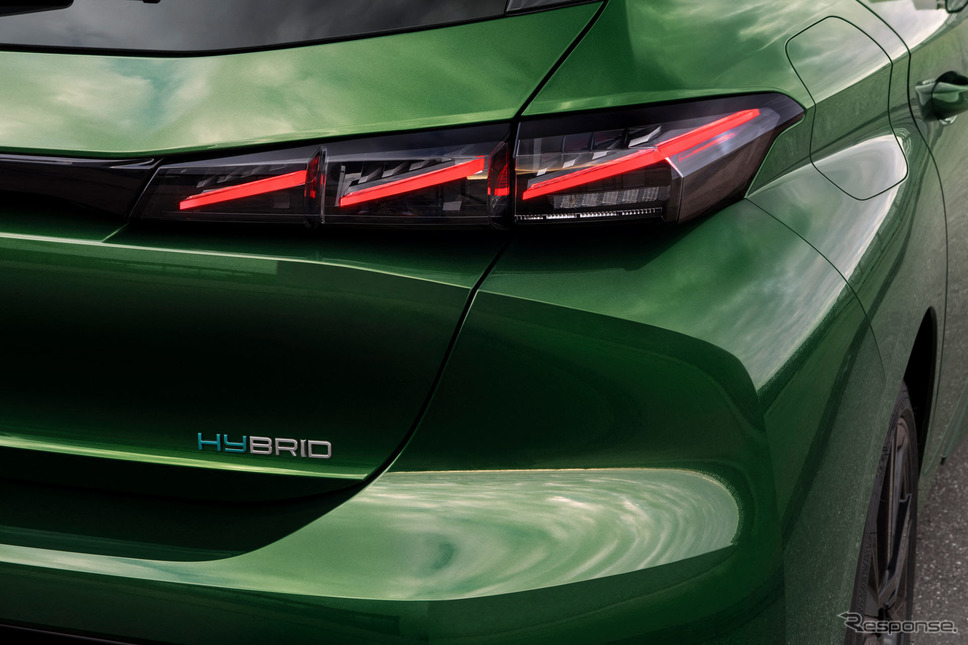 プジョー 308 新型のPHV《photo by Peugeot》