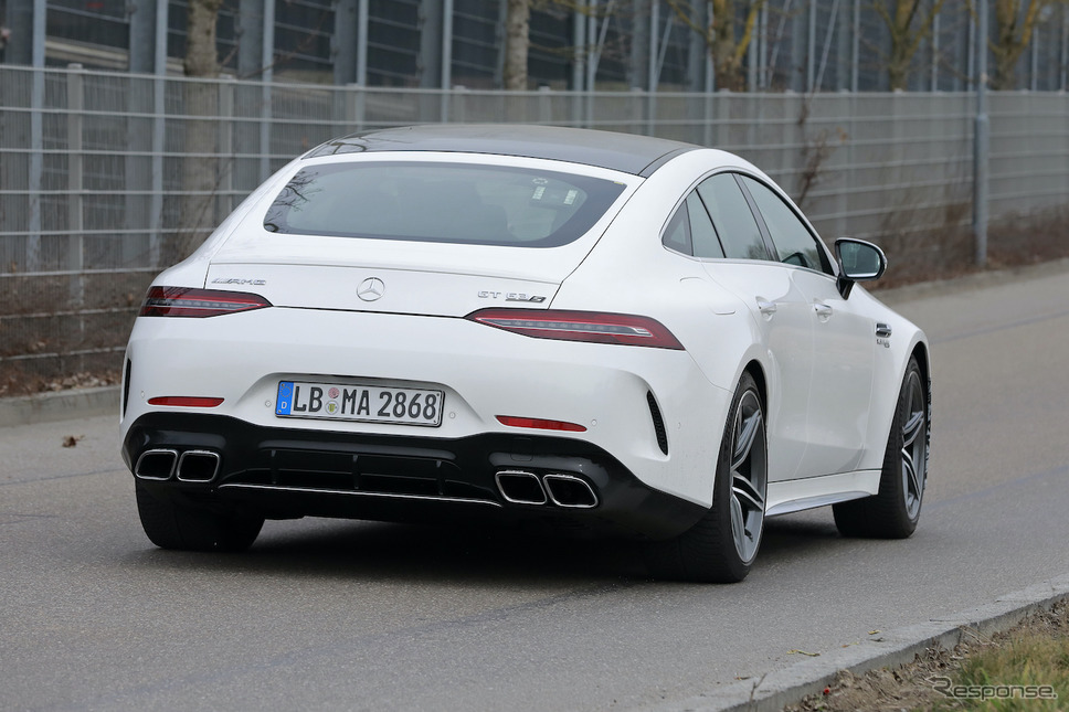 メルセデス AMG GT 63S 改良新型プロトタイプ(スクープ写真)《APOLLO NEWS SERVICE》