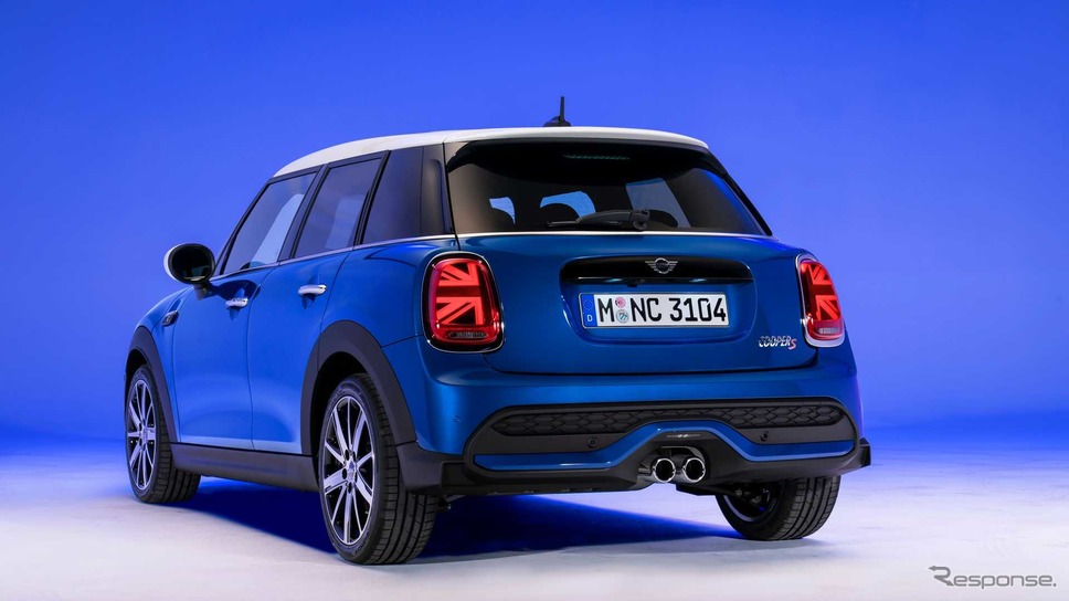 MINI ハッチバック(5ドア)改良新型《photo by MINI》