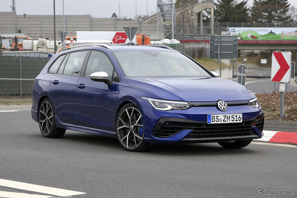 VW ゴルフRヴァリアント 新型プロトタイプ（スクープ写真）《APOLLO NEWS SERVICE》