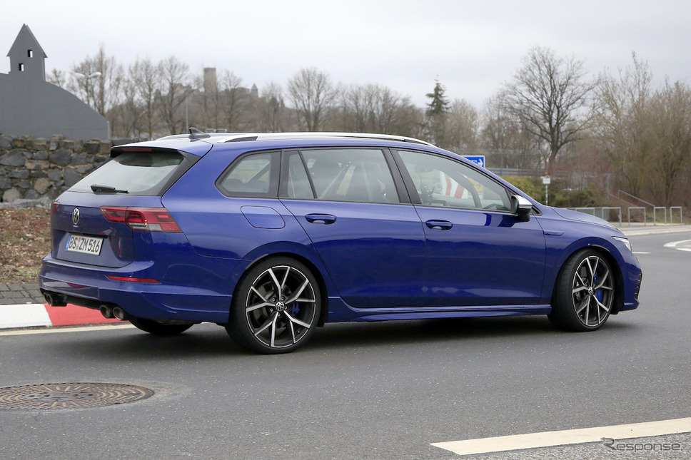VW ゴルフRヴァリアント 新型プロトタイプ（スクープ写真）《APOLLO NEWS SERVICE》