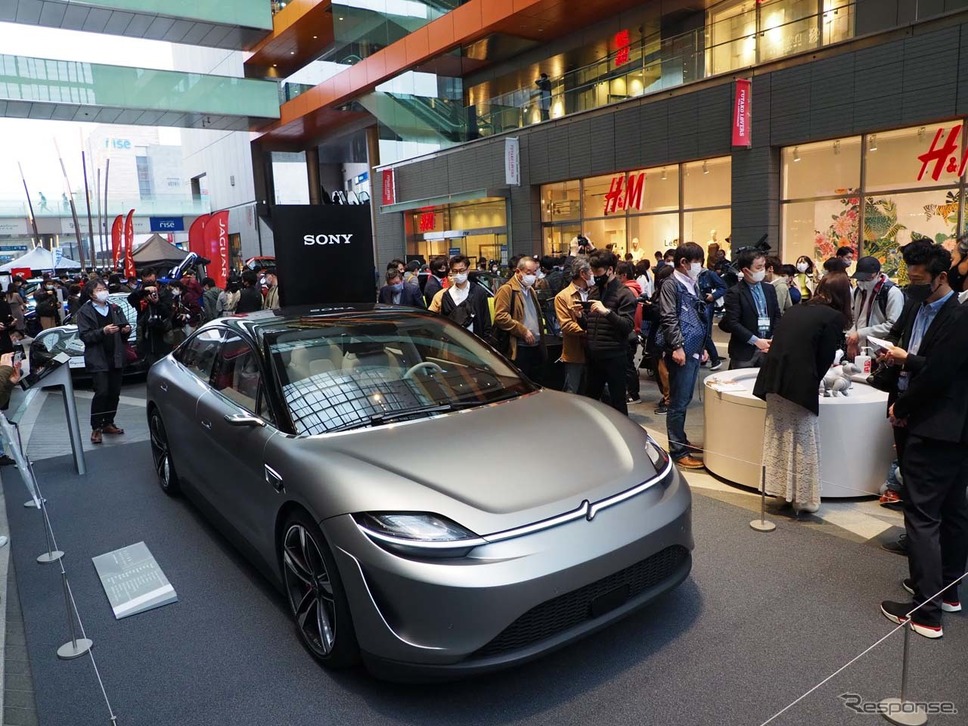 ソニーVISION-Sが出展された「EV：LIFE FUTAKOTAMAGAWA」《写真撮影 会田肇》
