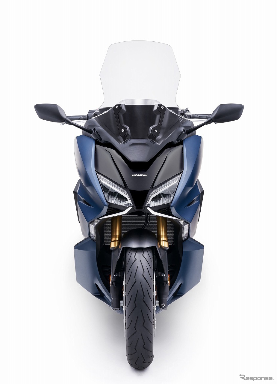 ホンダ フォルツァ750(欧州仕様車)《写真提供 本田技研工業》