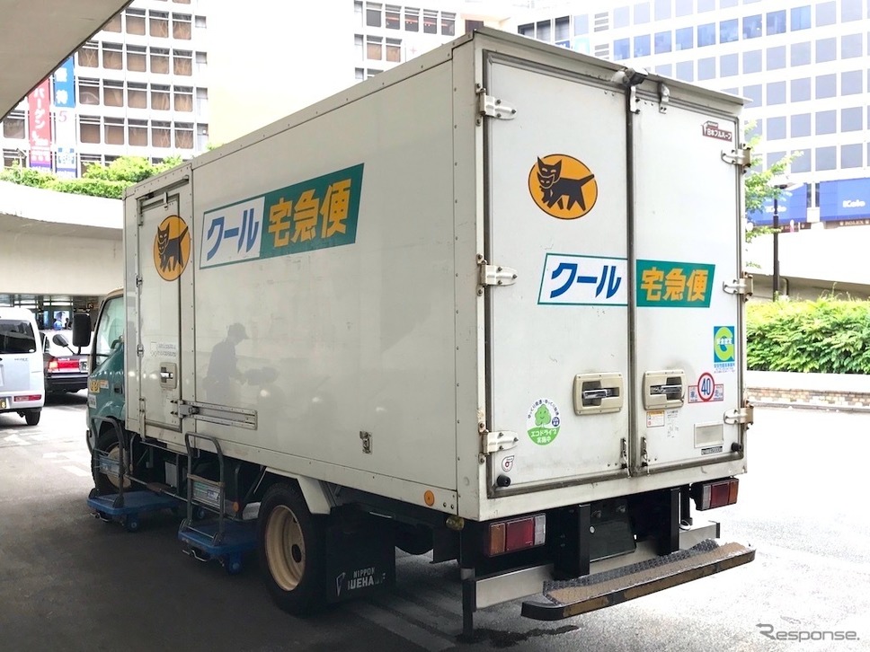 ヤマト宅急便(参考画像)《写真撮影 高木啓》