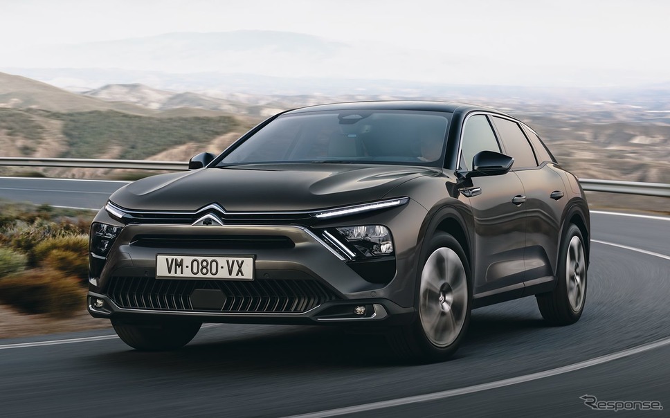 シトロエン C5 X《photo by Citroen》